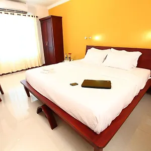 https://pearl-palace.kerala-hotels.net